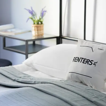 Wyjatkowy Z Uroczym Ogrodkiem Oraz Parkingiem By Renters Appartement