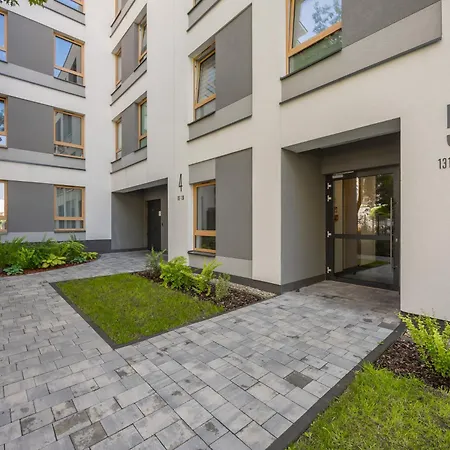 Lejlighed Wyjatkowy Z Uroczym Ogrodkiem Oraz Parkingiem By Renters